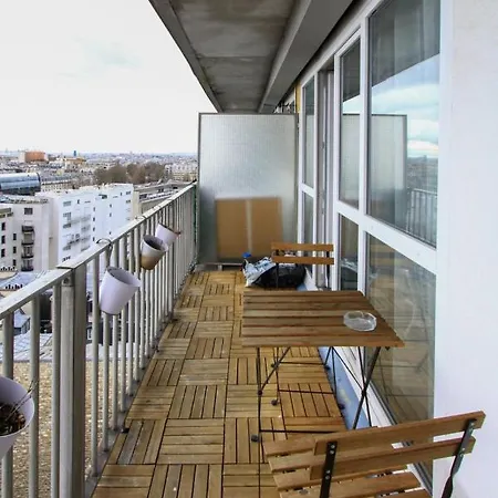 Crossing Apt With Balcony And Nice View On Paris